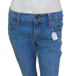 42405....The Diva Bootcut Jeans Size 4 Short